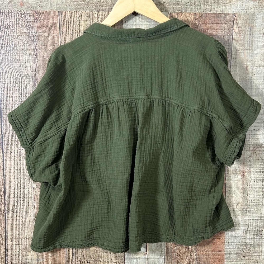 Old Navy XL Olive Green Gauze Button Boxy Cropped Shirt Normcore - Picture 5 of 5